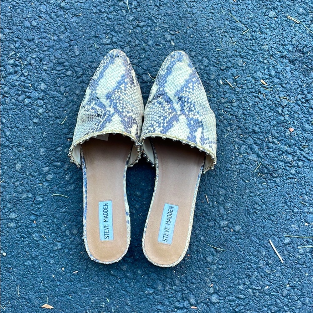 Steve Madden flat mules